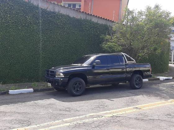 DODGE DAKOTA 3.9 SPORT 4X2 CD V6 12V GASOLINA 4P MANUAL